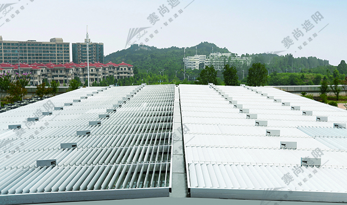 圖:梭形百葉實景圖 圖:梭形百葉實景圖