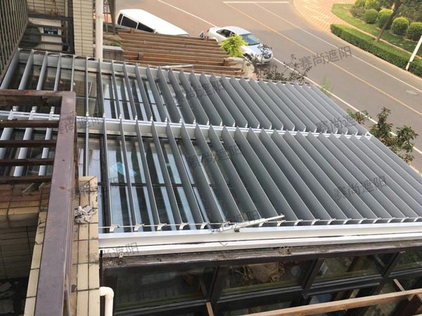 別墅陽光房遮陽實用圖例 別墅陽光房遮陽實用圖例