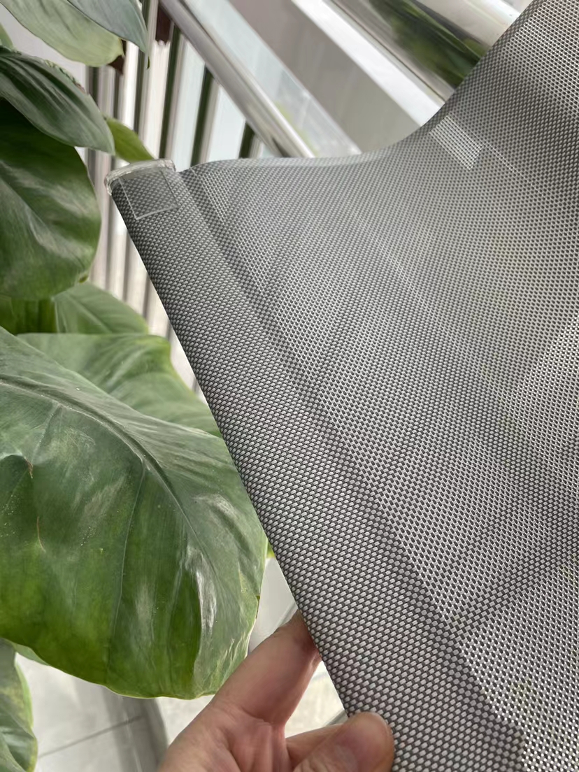 圖示:下梁封邊細(xì)節(jié)圖(拍攝人:李磊) 圖示:下梁封邊細(xì)節(jié)圖(拍攝人:李磊)